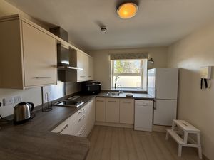 Kitchen- click for photo gallery